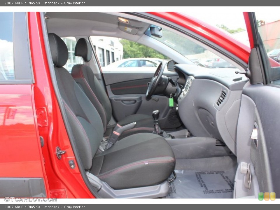 Gray 2007 Kia Rio Interiors