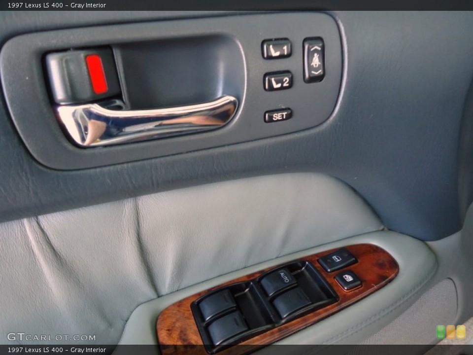 Gray Interior Controls for the 1997 Lexus LS 400 #67463107