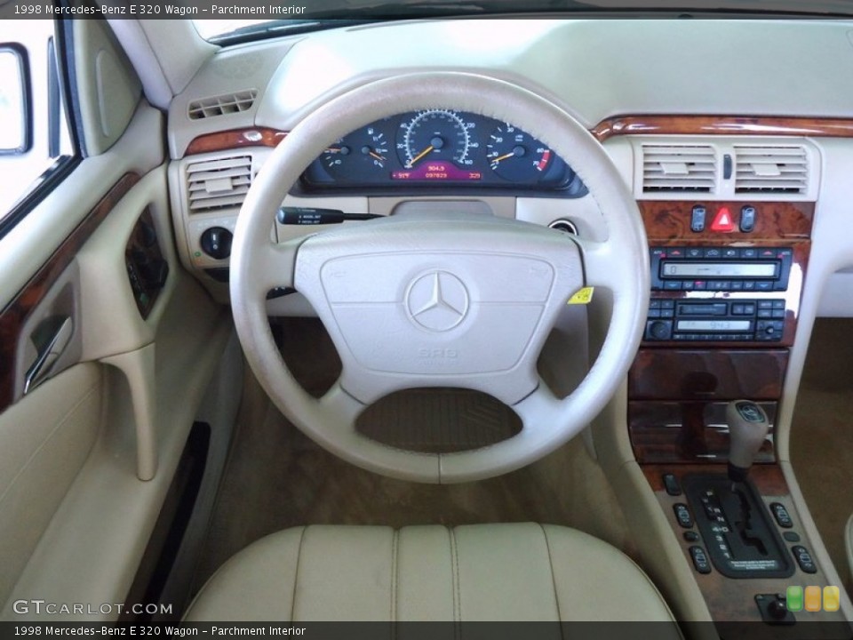 Parchment Interior Steering Wheel for the 1998 Mercedes-Benz E 320 Wagon #67464370