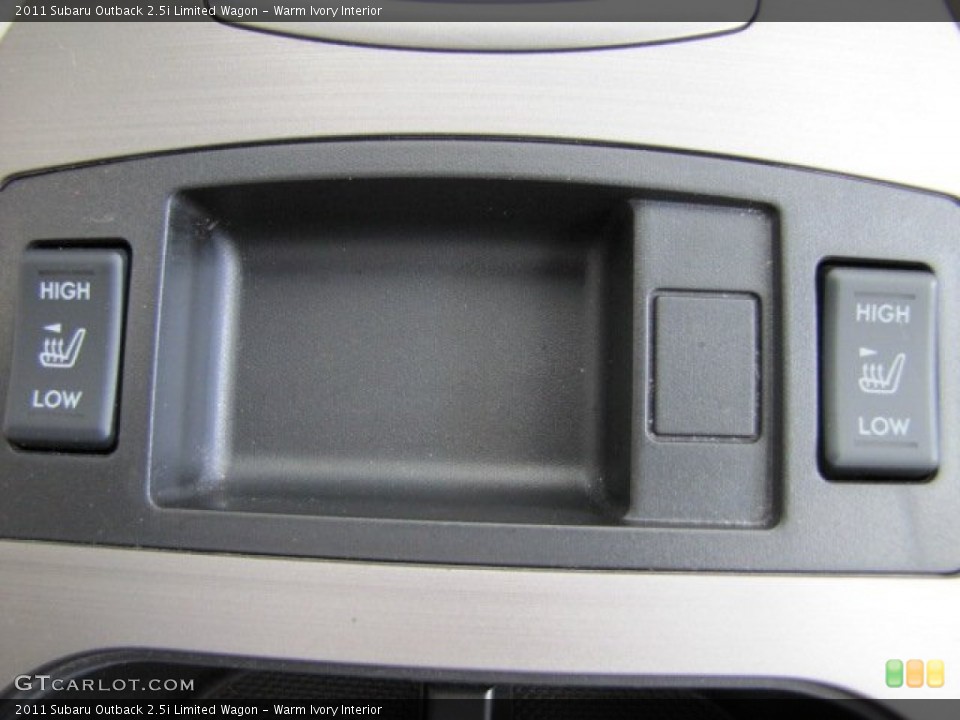 Warm Ivory Interior Controls for the 2011 Subaru Outback 2.5i Limited Wagon #67466986