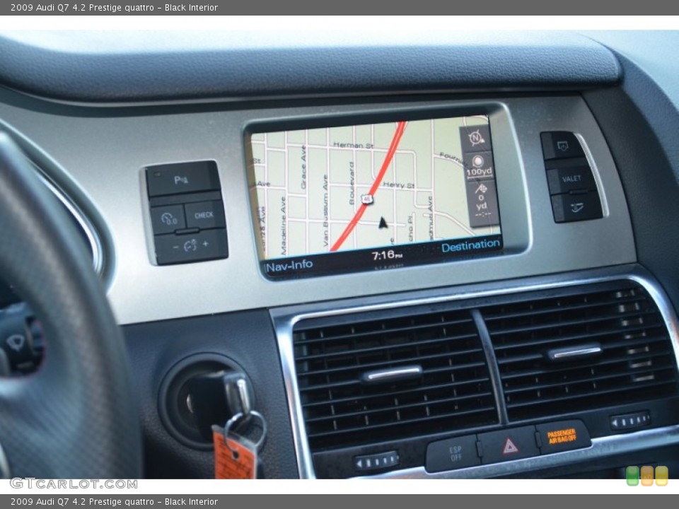 Black Interior Navigation for the 2009 Audi Q7 4.2 Prestige quattro #67469371