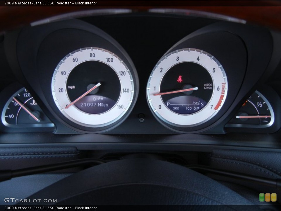 Black Interior Gauges for the 2009 Mercedes-Benz SL 550 Roadster #67471735