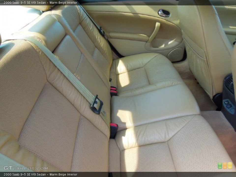 Warm Beige Interior Photo for the 2000 Saab 9-5 SE V6t Sedan #67474060