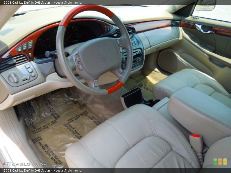 Neutral Shale 2001 Cadillac DeVille Interiors