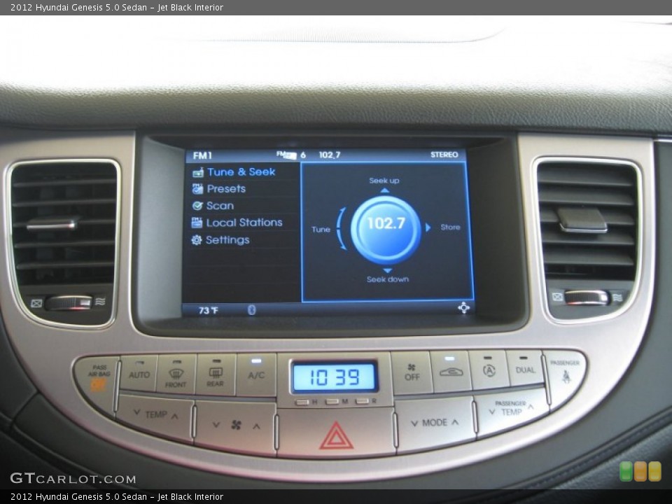 Jet Black Interior Controls for the 2012 Hyundai Genesis 5.0 Sedan #67486450