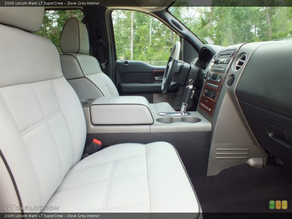 Dove Grey Interior Photo for the 2006 Lincoln Mark LT SuperCrew #67501967