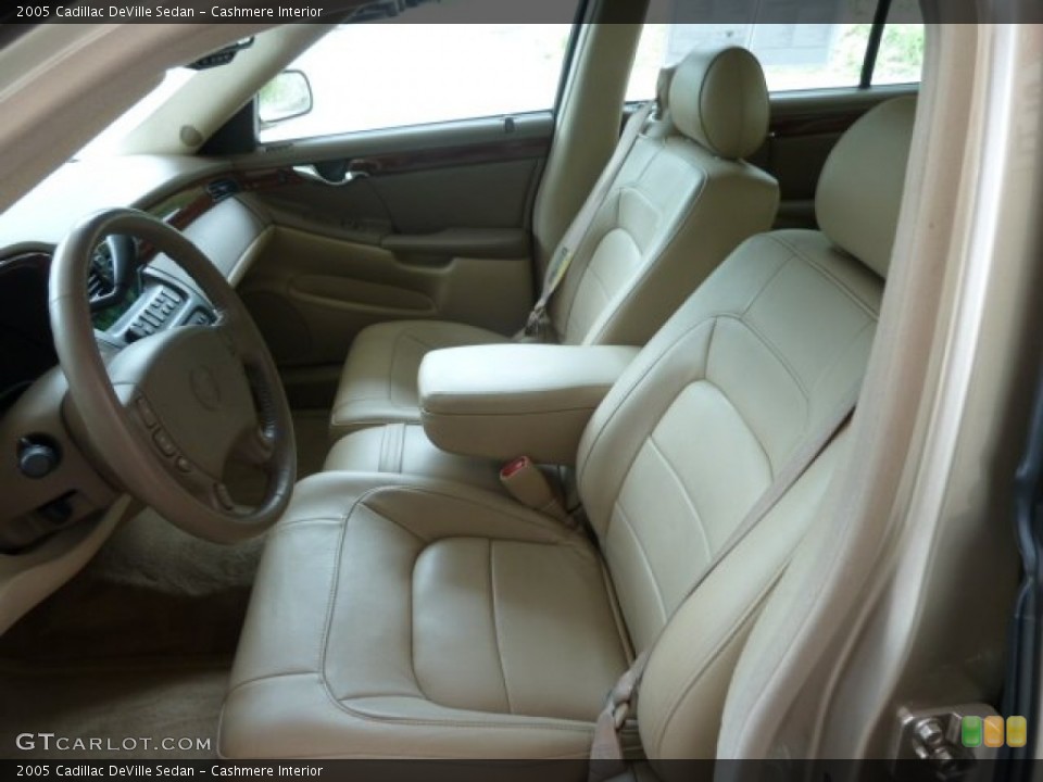 Cashmere Interior Photo for the 2005 Cadillac DeVille Sedan #67512944