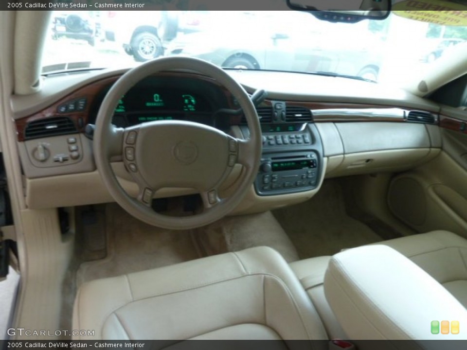 Cashmere Interior Dashboard for the 2005 Cadillac DeVille Sedan #67512958