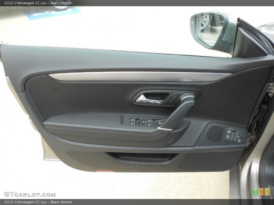 Black Interior Door Panel for the 2013 Volkswagen CC Lux #67522007