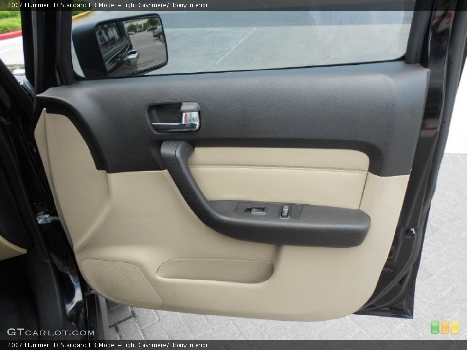 Light Cashmere/Ebony Interior Door Panel for the 2007 Hummer H3  #67523504