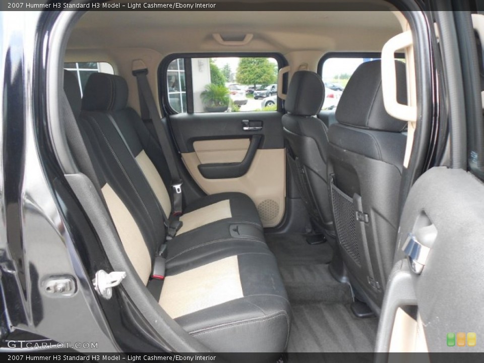Light Cashmere/Ebony Interior Photo for the 2007 Hummer H3  #67523525