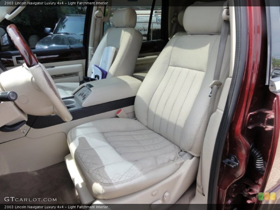 Light Parchment Interior Front Seat for the 2003 Lincoln Navigator Luxury 4x4 #67529852