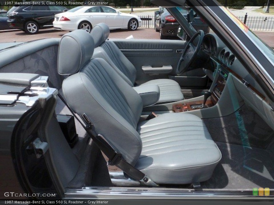 Grey Interior Front Seat for the 1987 Mercedes-Benz SL Class 560 SL Roadster #67551747