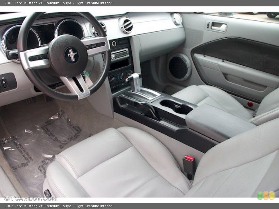 Light Graphite Interior Prime Interior for the 2006 Ford Mustang V6 Premium Coupe #67554348