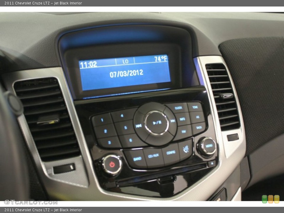Jet Black Interior Controls for the 2011 Chevrolet Cruze LTZ #67563063