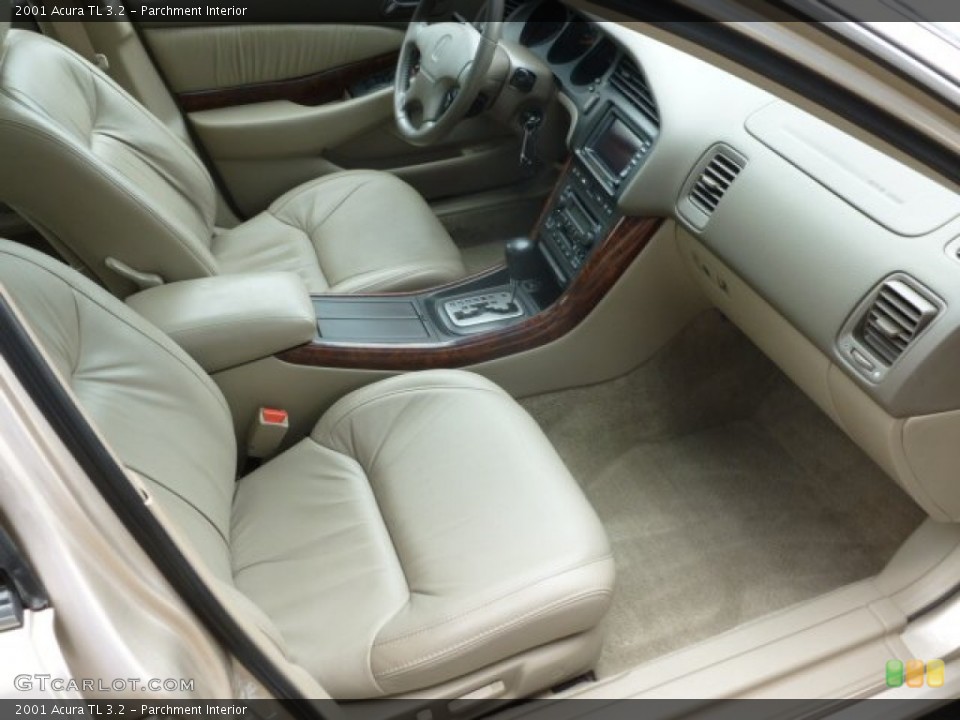 Parchment Interior Photo for the 2001 Acura TL 3.2 #67564848