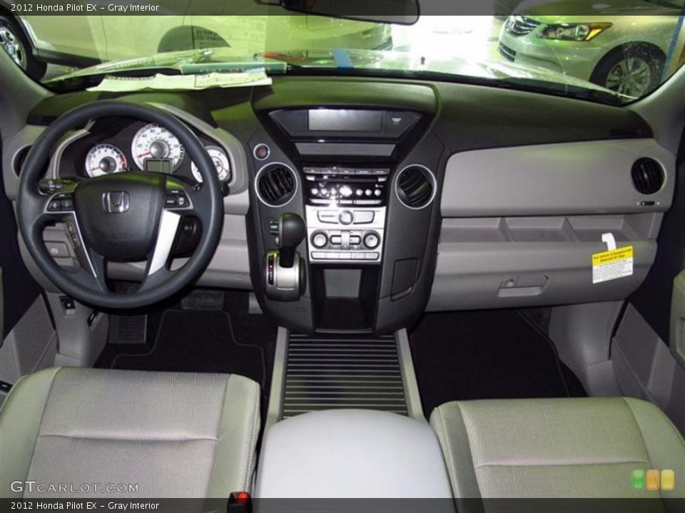 Gray Interior Dashboard for the 2012 Honda Pilot EX #67574632