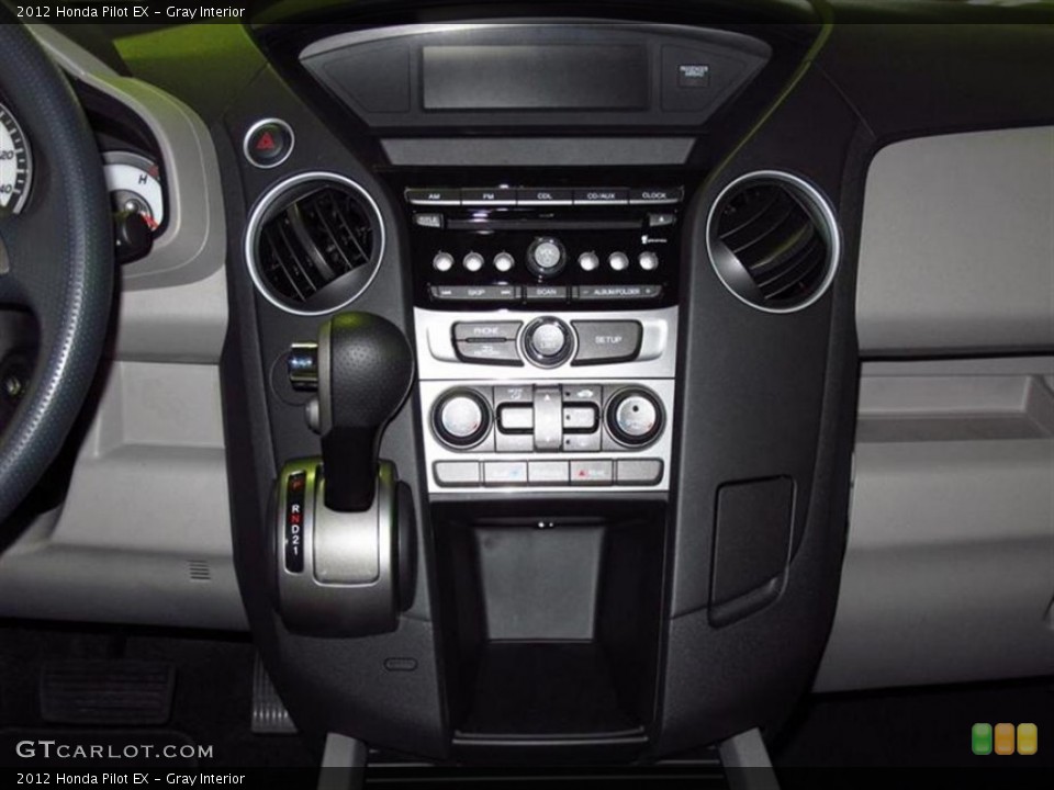 Gray Interior Controls for the 2012 Honda Pilot EX #67574656