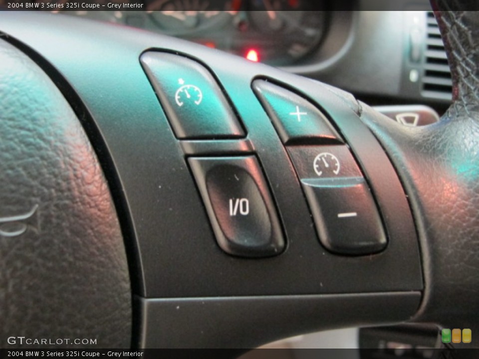 Grey Interior Controls for the 2004 BMW 3 Series 325i Coupe #67576834