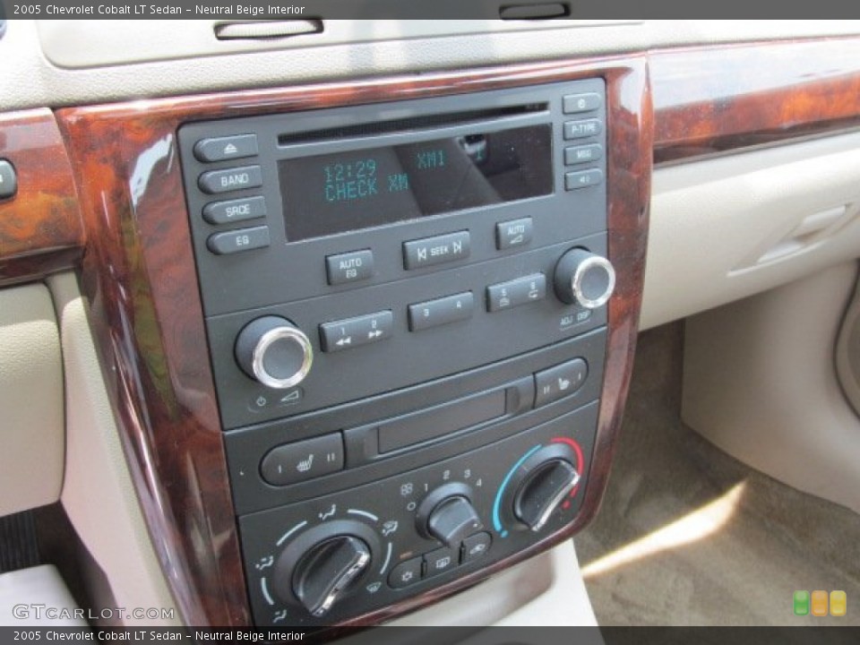 Neutral Beige Interior Controls for the 2005 Chevrolet Cobalt LT Sedan #67580698