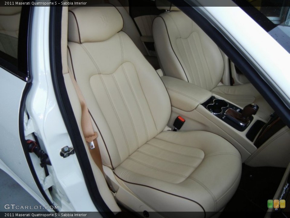 Sabbia Interior Front Seat for the 2011 Maserati Quattroporte S #67598973