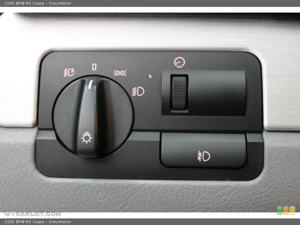 Grey Interior Controls for the 2005 BMW M3 Coupe #67601577