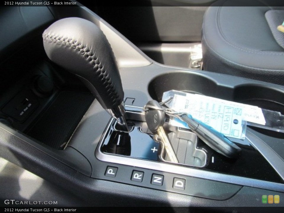 Black Interior Transmission for the 2012 Hyundai Tucson GLS #67625406