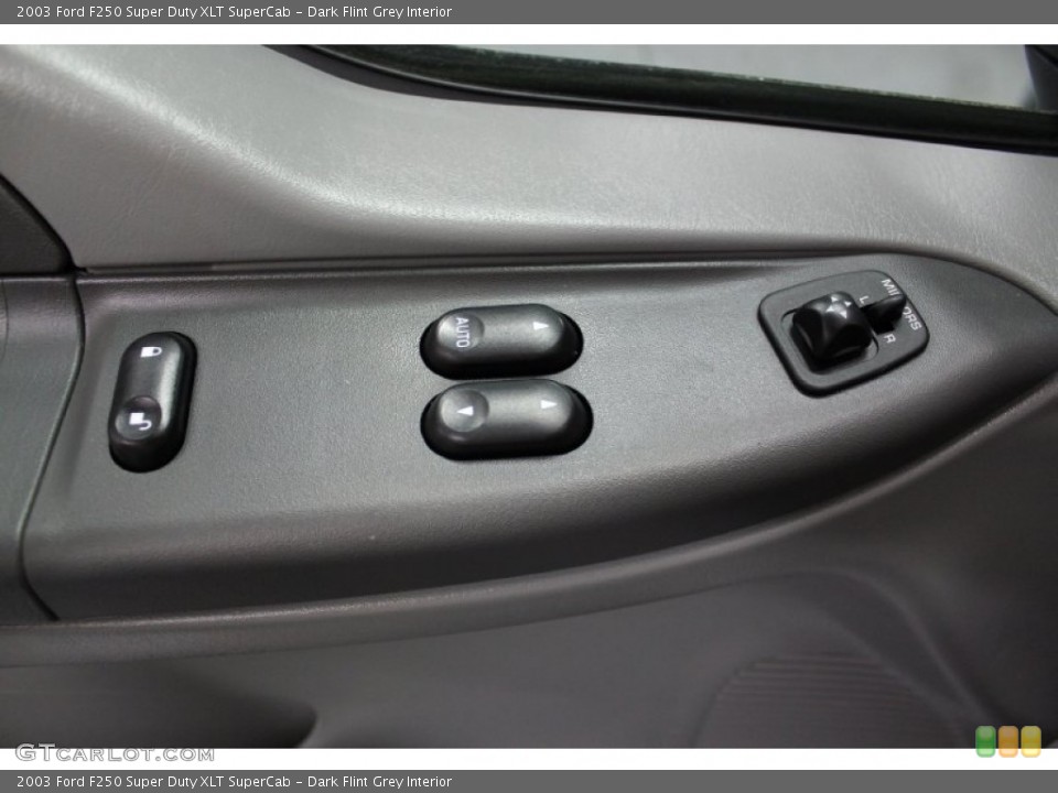 Dark Flint Grey Interior Controls for the 2003 Ford F250 Super Duty XLT SuperCab #67641363