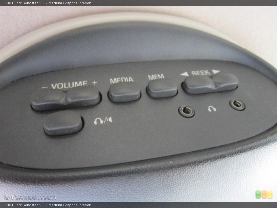 Medium Graphite Interior Controls for the 2001 Ford Windstar SEL #67643064