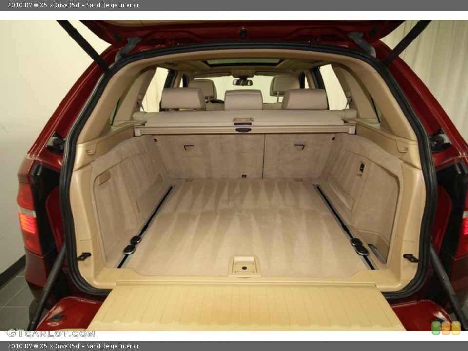 Sand Beige Interior Trunk for the 2010 BMW X5 xDrive35d #67654735