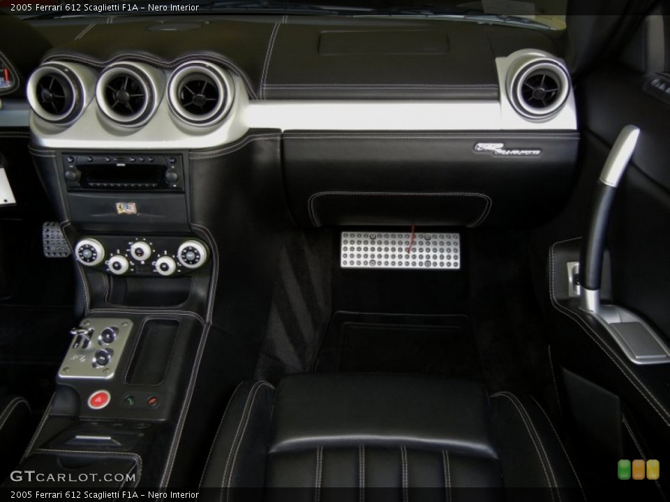 Nero Interior Dashboard for the 2005 Ferrari 612 Scaglietti F1A #67661844