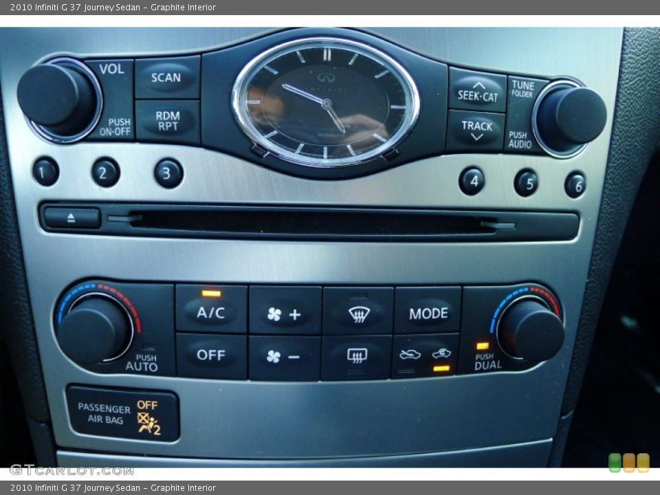Graphite Interior Controls for the 2010 Infiniti G 37 Journey Sedan #67663021