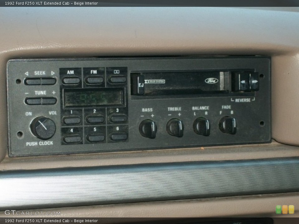 Beige Interior Audio System for the 1992 Ford F250 XLT Extended Cab #67673812