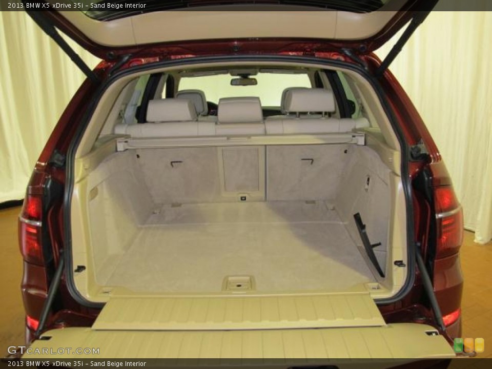 Sand Beige Interior Trunk for the 2013 BMW X5 xDrive 35i #67678378