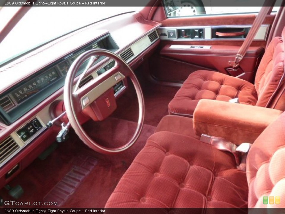 Red 1989 Oldsmobile Eighty-Eight Royale Interiors