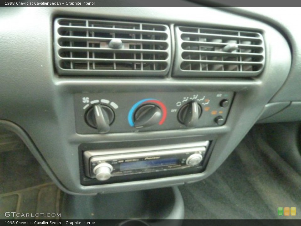 Graphite Interior Controls for the 1998 Chevrolet Cavalier Sedan #67697164