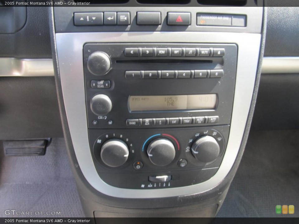 Gray Interior Controls for the 2005 Pontiac Montana SV6 AWD #67701670