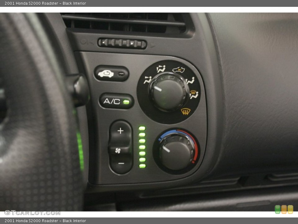 Black Interior Controls for the 2001 Honda S2000 Roadster #67704487