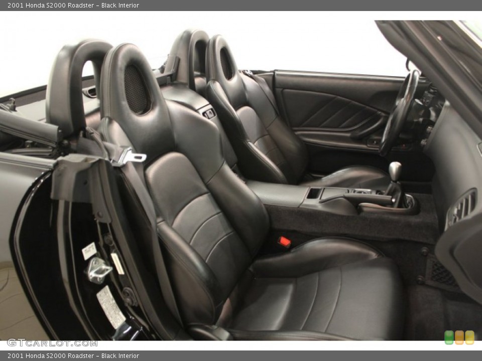 Black Interior Photo for the 2001 Honda S2000 Roadster #67704520