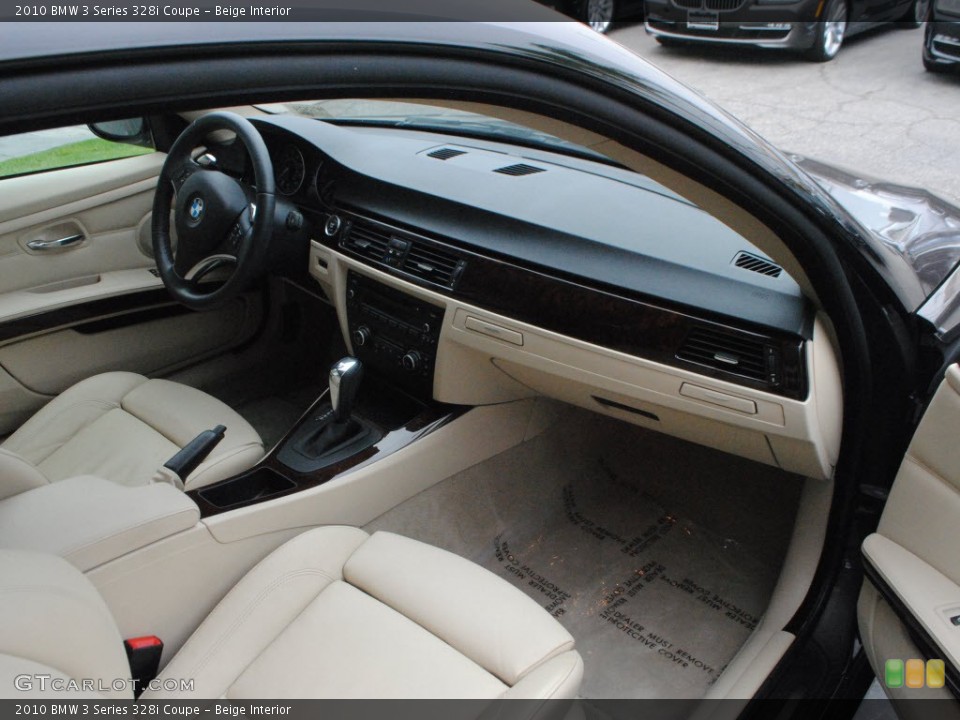 Beige Interior Photo for the 2010 BMW 3 Series 328i Coupe #67718363