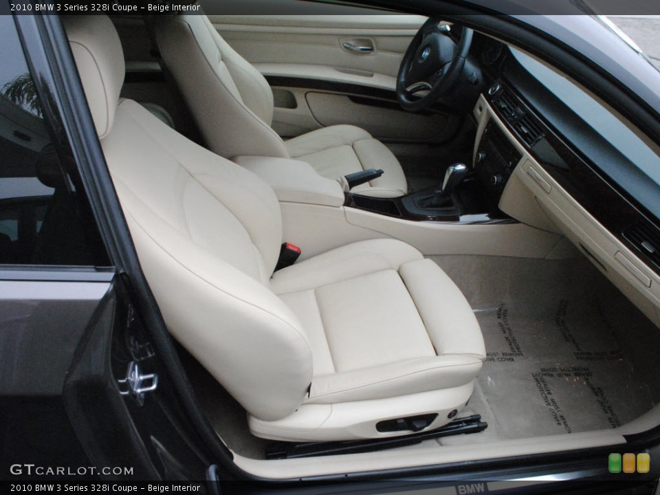 Beige Interior Photo for the 2010 BMW 3 Series 328i Coupe #67718372
