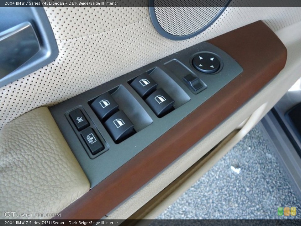 Dark Beige/Beige III Interior Controls for the 2004 BMW 7 Series 745Li Sedan #67722365