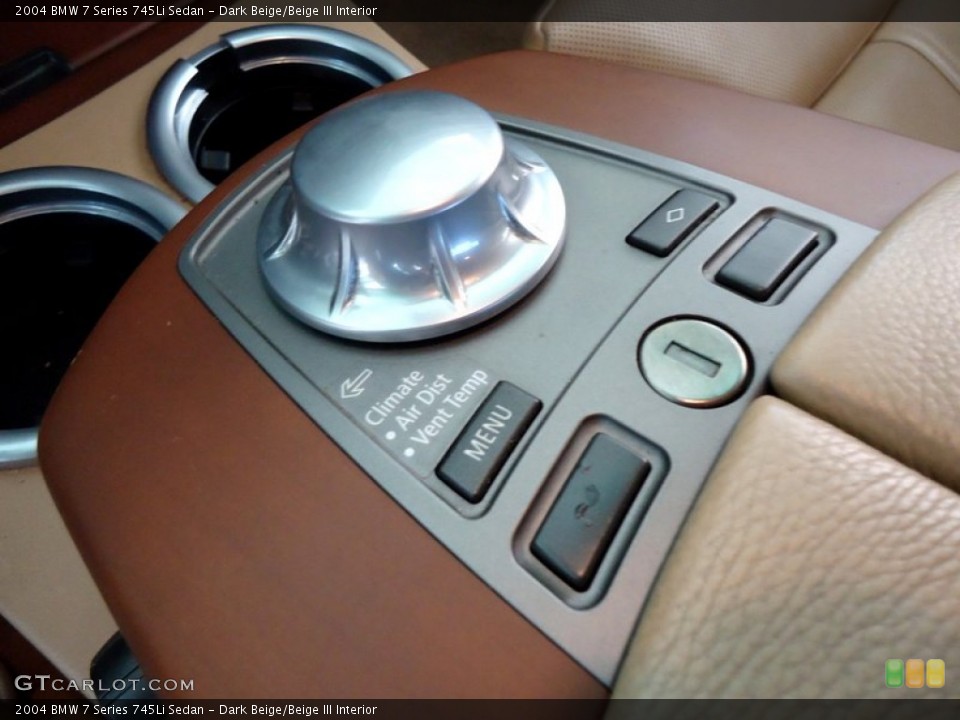 Dark Beige/Beige III Interior Controls for the 2004 BMW 7 Series 745Li Sedan #67722377