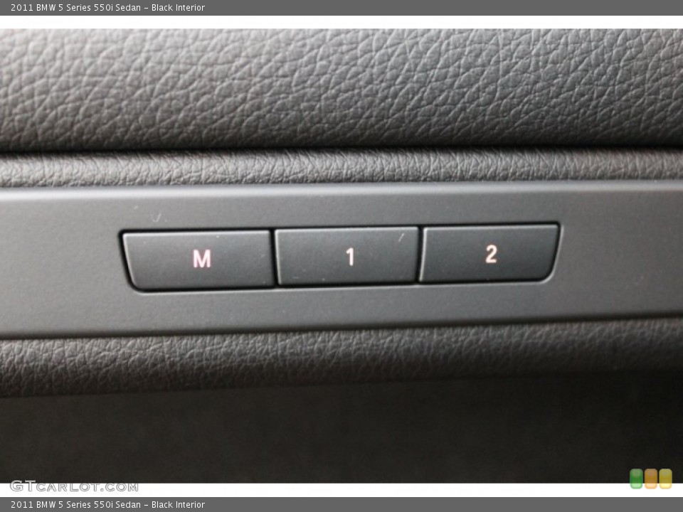 Black Interior Controls for the 2011 BMW 5 Series 550i Sedan #67725026