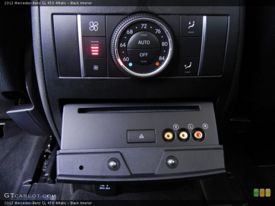 Black Interior Controls for the 2012 Mercedes-Benz GL 450 4Matic #67733435