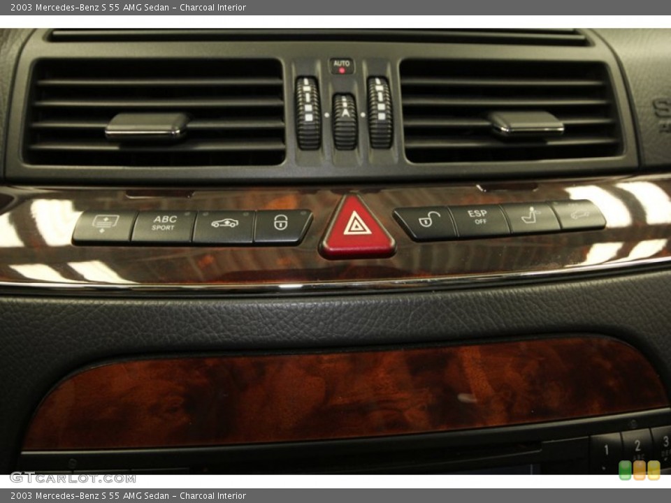 Charcoal Interior Controls for the 2003 Mercedes-Benz S 55 AMG Sedan #67740404