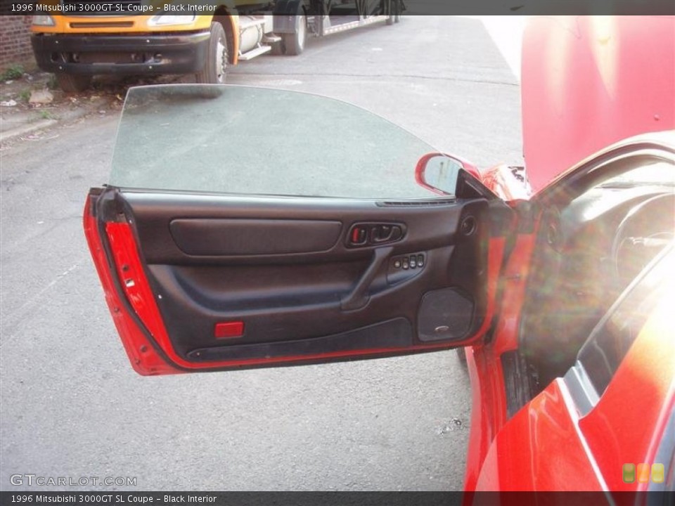 Black Interior Door Panel for the 1996 Mitsubishi 3000GT SL Coupe #67741683
