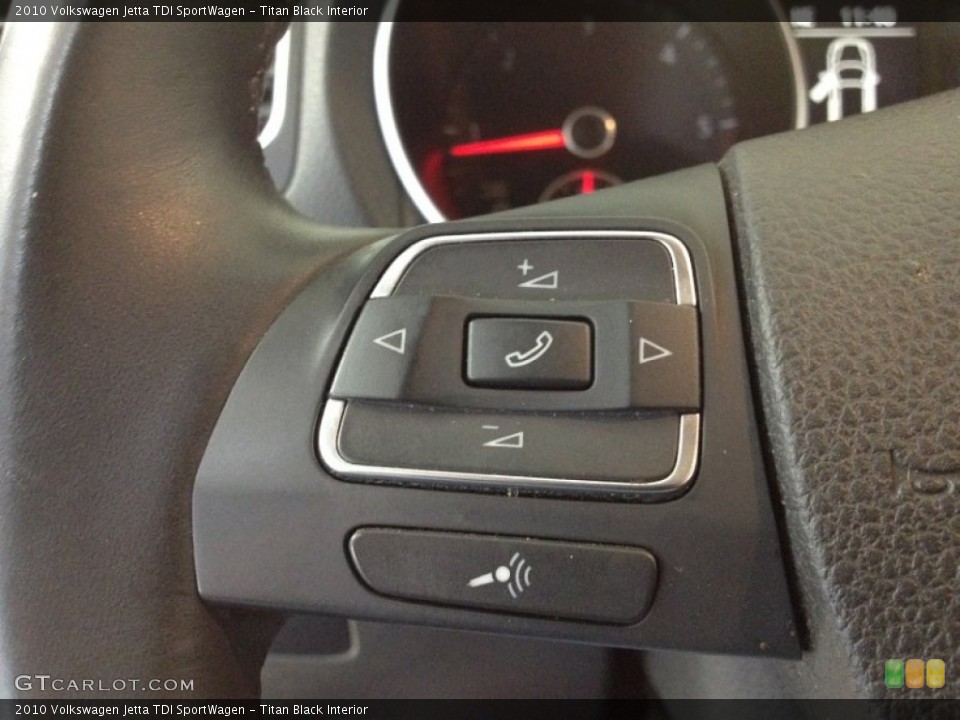 Titan Black Interior Controls for the 2010 Volkswagen Jetta TDI SportWagen #67755218