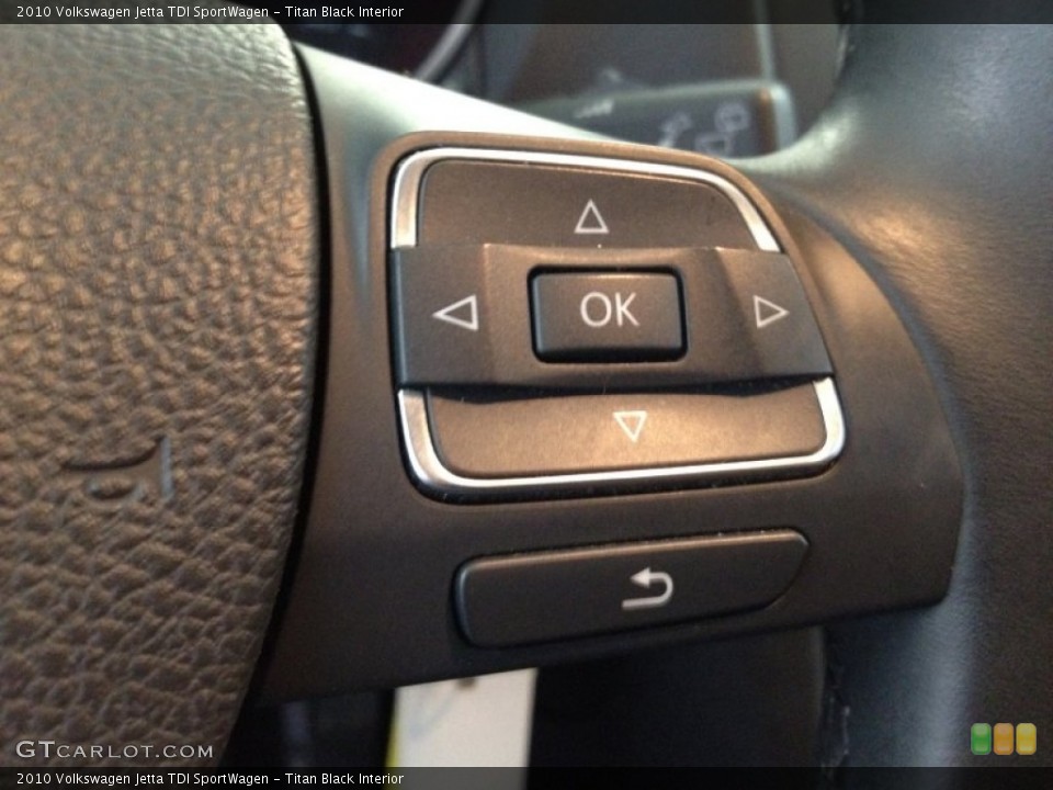 Titan Black Interior Controls for the 2010 Volkswagen Jetta TDI SportWagen #67755227