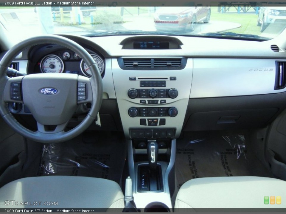 Medium Stone Interior Dashboard for the 2009 Ford Focus SES Sedan #67757552